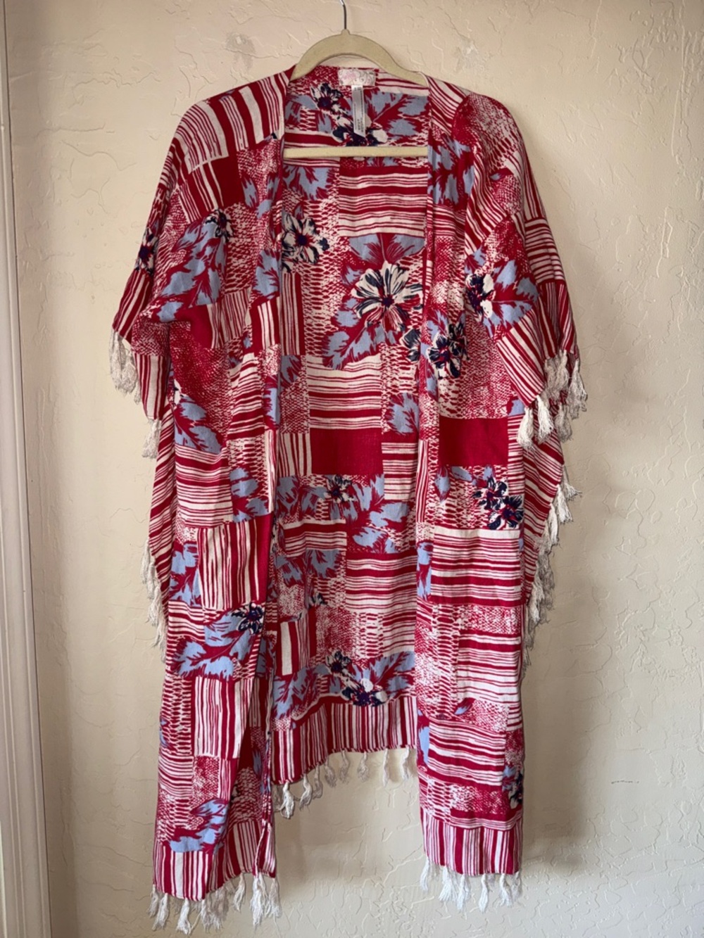 Free people Maui babe Hawaiian print kimono cover up fringe
